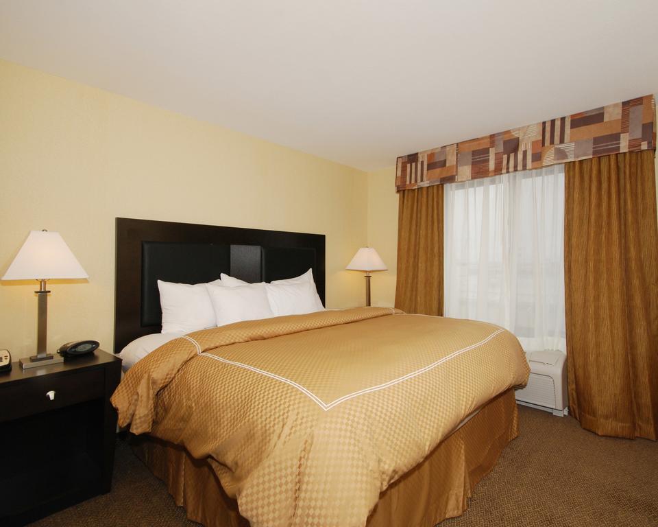 Comfort Suites Oshkosh Exterior foto